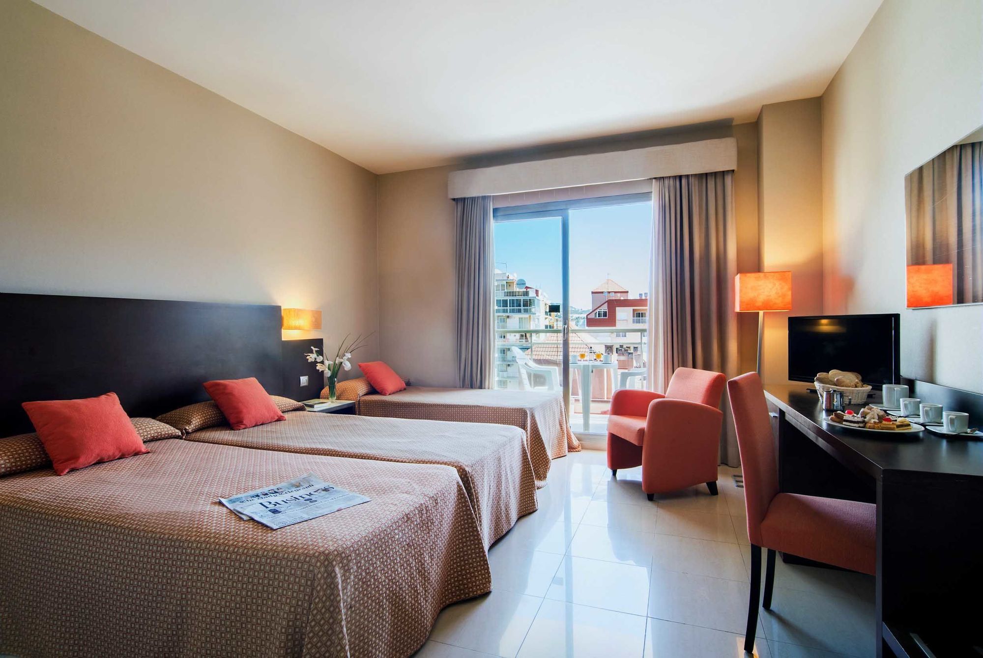 Hotel Bahia Calpe By Pierre & Vacances Bagian luar foto